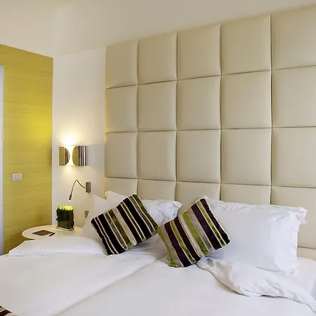 Hotel Jazz 4*
