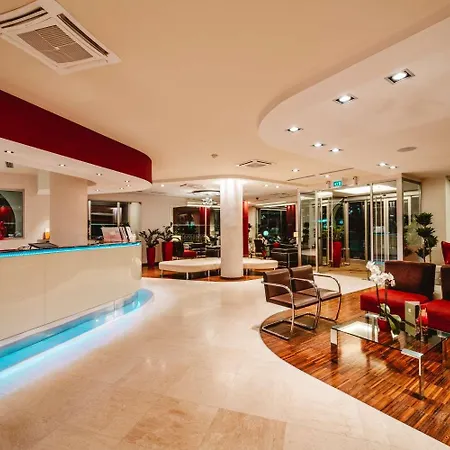 Hotel Jazz 4*